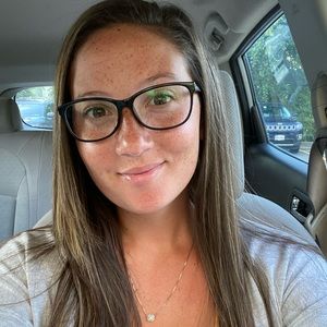 Meet your Posher, Melanie